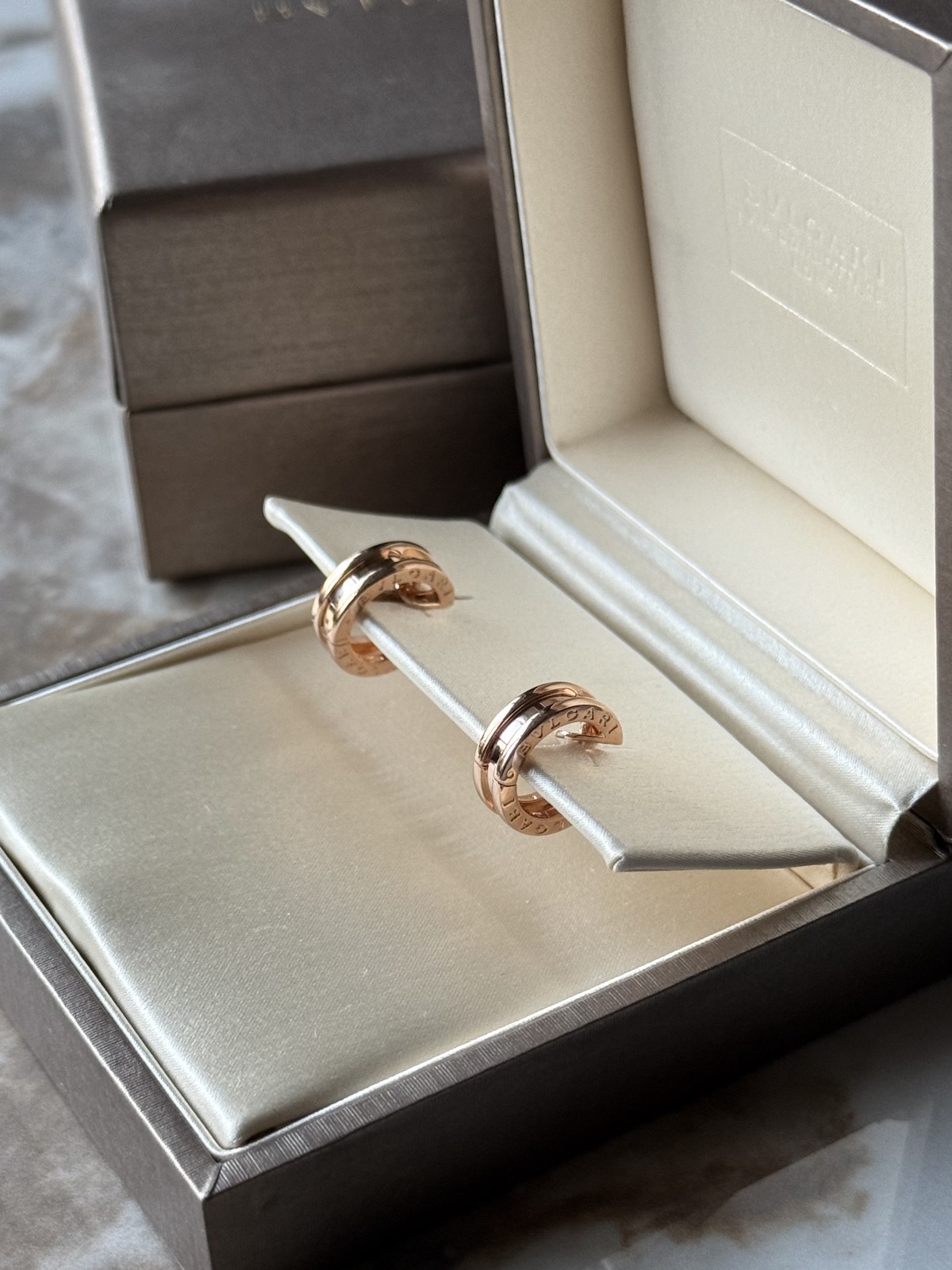Серьги Bvlgari B.zero1