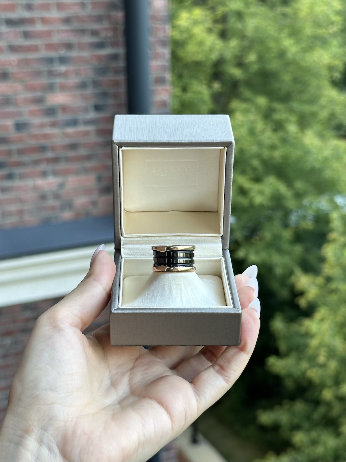 Кольцо Bvlgari B.zero1